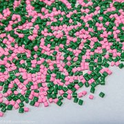 振動篩在塑料顆粒除雜、分級中的應(yīng)用
